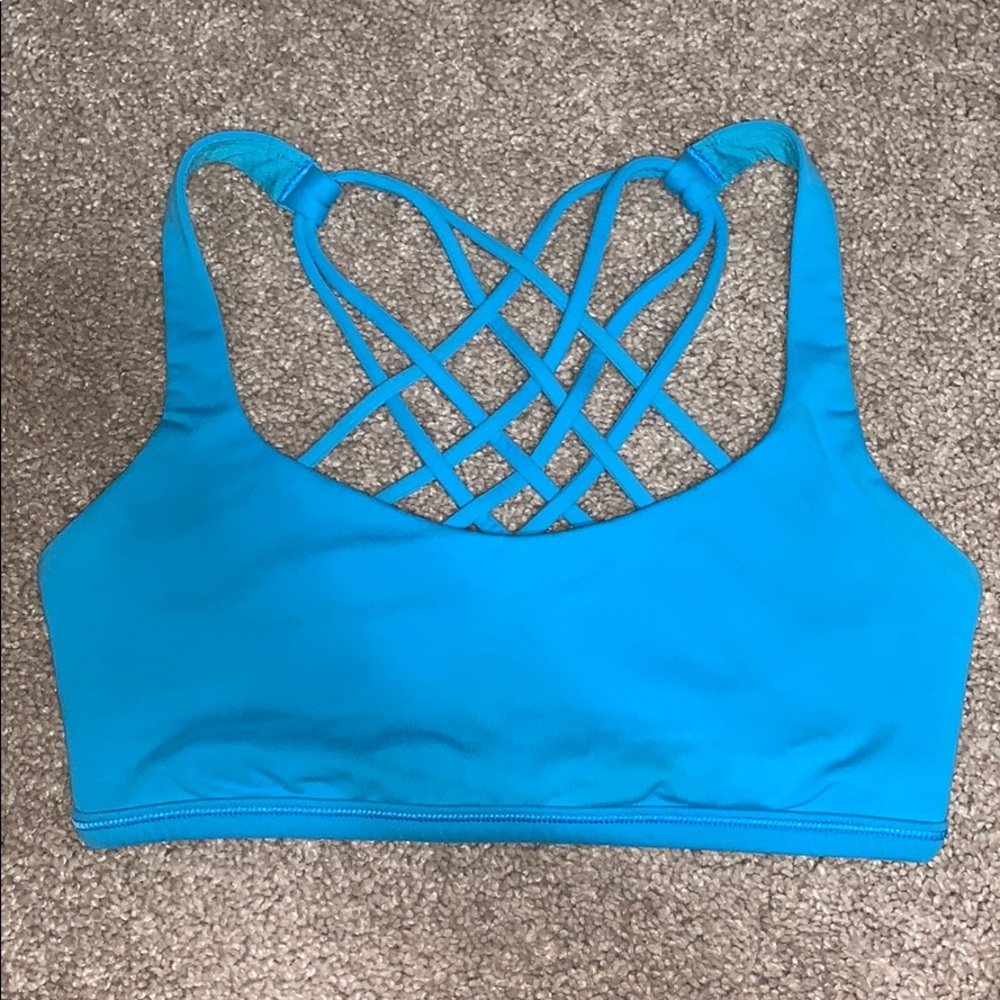 Lululemon sports bra